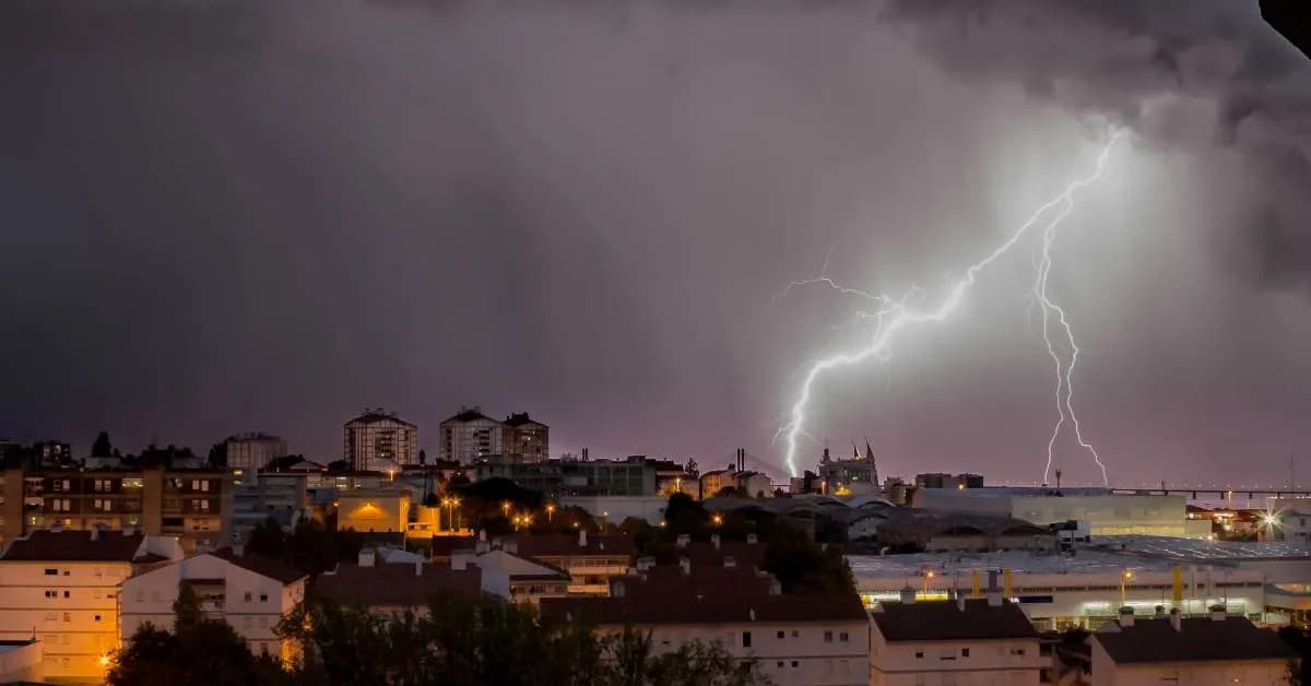 Czy wyłączenie bezpieczników podczas burzy chroni przed uszkodzeniem?